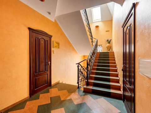 коммерческая по адресу Бориславская ул., 7