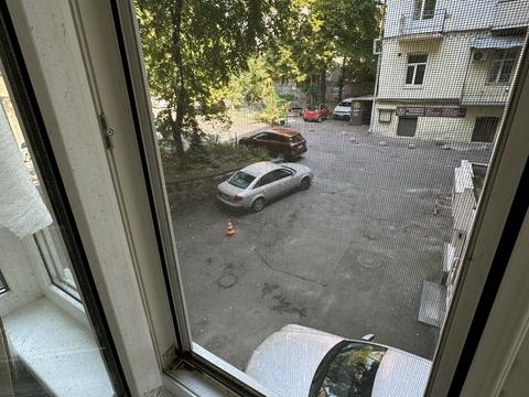 квартира за адресою Тарасівська вул., 40/52