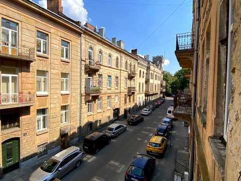 квартира за адресою Івана Левинського вул., 3