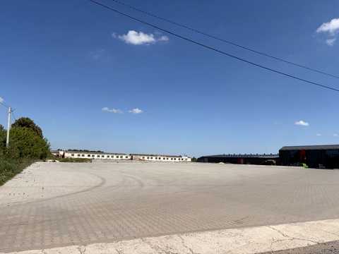 комерційна за адресою Київська, 6