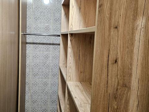квартира за адресою Стадіонна вул., 6