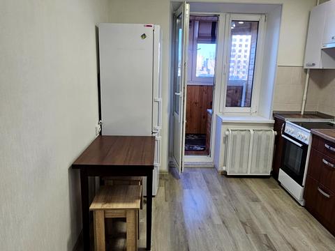 квартира за адресою Стадіонна вул., 6