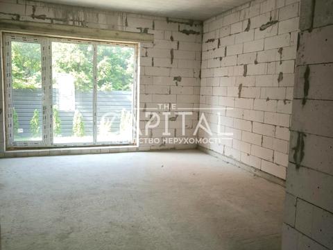 будинок за адресою с. Петропавлівська Борщагівка, Каштанова вул., 33