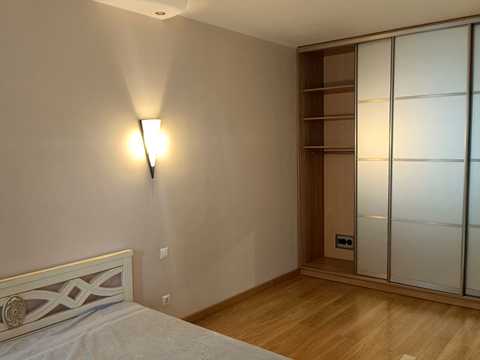квартира за адресою Ованеса Туманяна вул., 3