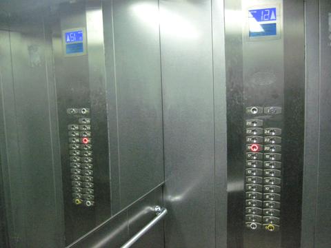 квартира за адресою Ованеса Туманяна вул., 3
