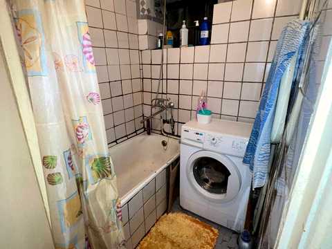 квартира за адресою Героїв просп., 23