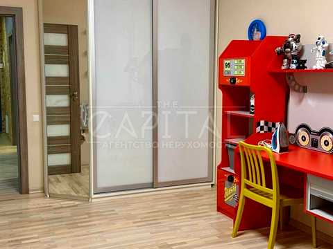 квартира по адресу Юрія Кондратюка ул., 5
