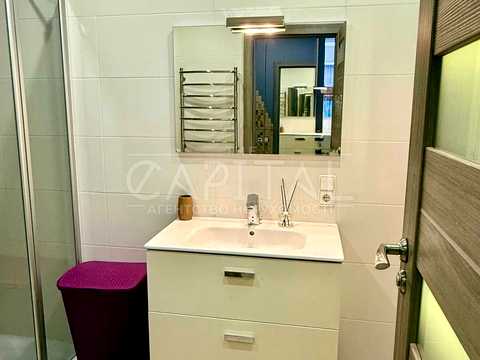 квартира по адресу Юрія Кондратюка ул., 5