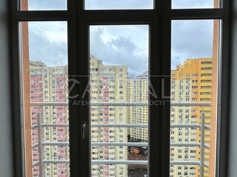 квартира по адресу Сім'ї Кульженків ул. (Петра Дегтяренка), 33