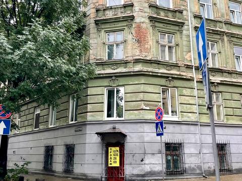 коммерческая по адресу Декарта, 24