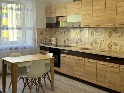 квартира за адресою Героїв Крут вул., 4-А