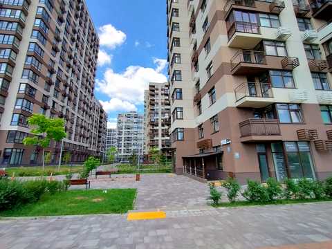 квартира за адресою Генерала Грекова вул., 2