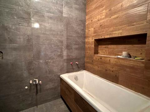 квартира за адресою Драгоманова вул., 6Б