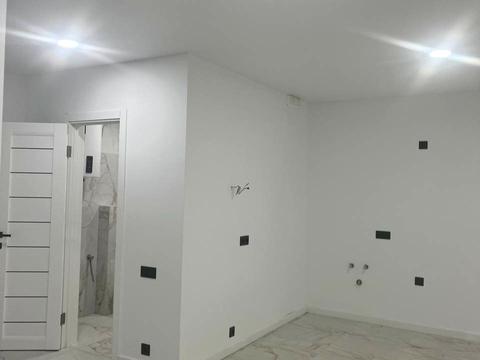 коммерческая по адресу Академика Ярослава Подстригача ул., 1