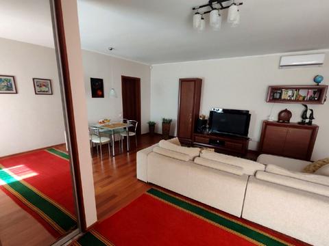 квартира за адресою Архітекторів вул., 8