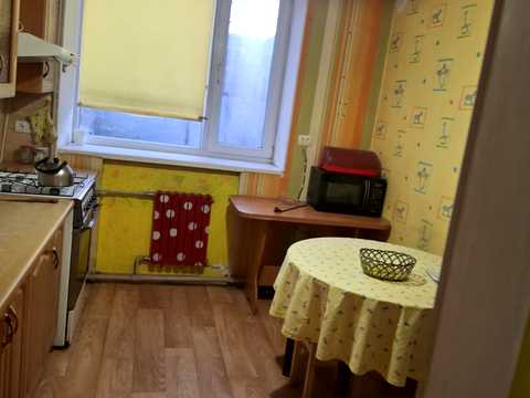 будинок за адресою Четверта вул., 8