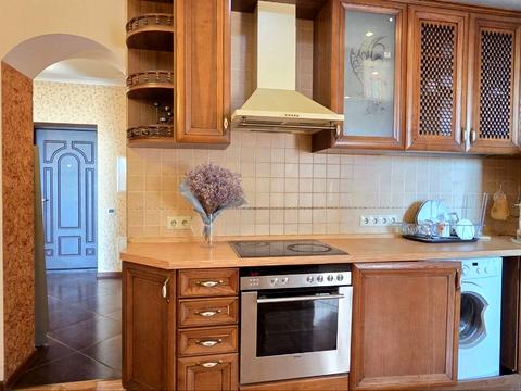 квартира за адресою Осіння вул., 33
