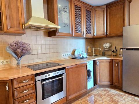 квартира за адресою Осіння вул., 33