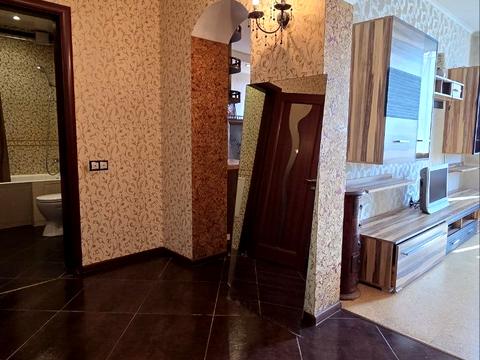квартира за адресою Осіння вул., 33