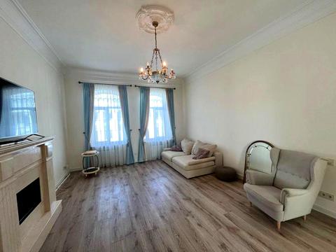 квартира за адресою Архітектора Городецького вул., 4