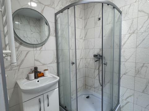 квартира за адресою Галицька вул., (Будинок)