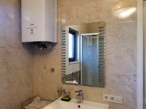 будинок за адресою смт. Мала Данилівка, Архітекторів вул.