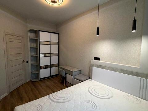 квартира за адресою Зоряний бульв., 1м