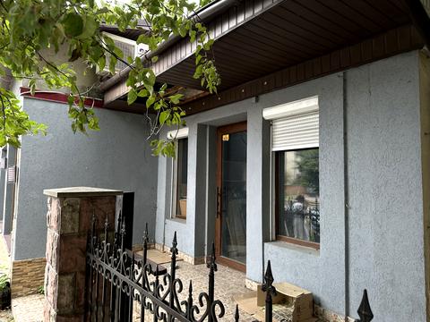 комерційна за адресою Івано-Франківськ, Євгена Коновальця вул., 22