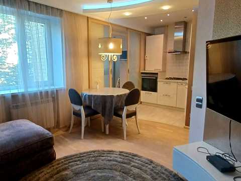 квартира за адресою Полякова вул., 23