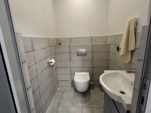 коммерческая по адресу Симона Петлюры ул., 27