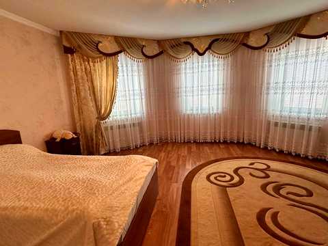 будинок за адресою Вишнева, 10