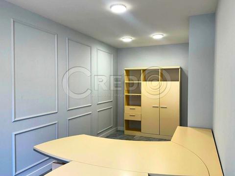 комерційна за адресою Каштанів вул., 14а