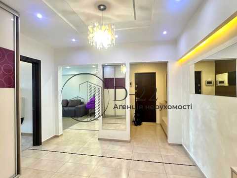 квартира за адресою Олени Пчілки вул., 4