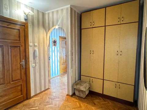 квартира за адресою Рівне, Кобзарська вул. (Пухова), 17