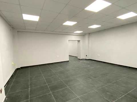 комерційна за адресою Височана вул., 18 к25