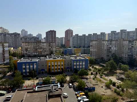 квартира за адресою Срібнокільська вул., 24