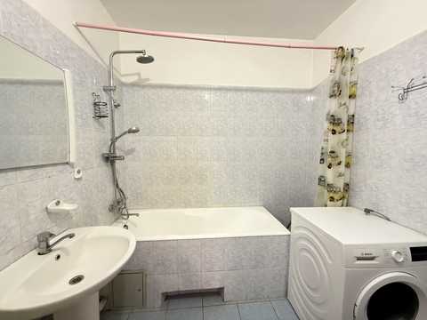 квартира за адресою Срібнокільська вул., 24