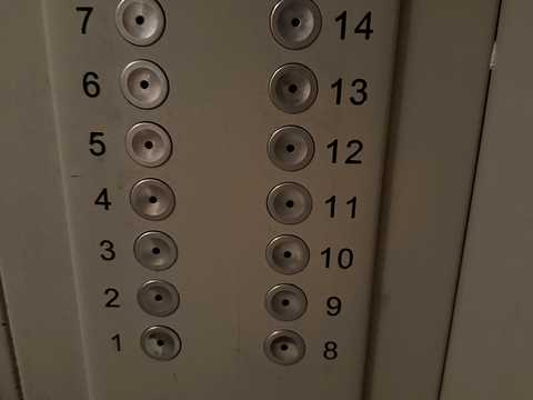 квартира за адресою Срібнокільська вул., 24