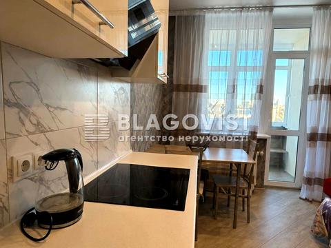 квартира за адресою Польова вул., 73