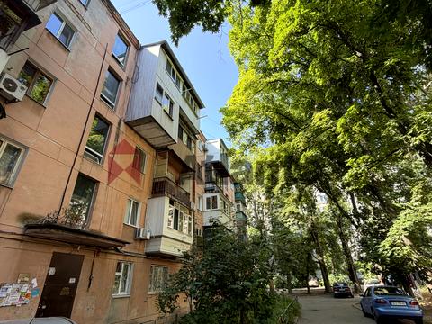 квартира за адресою Середньофонтанська вул., 40