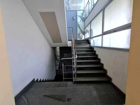 коммерческая по адресу Николая Михновского бульв. (Дружбы народов), 38