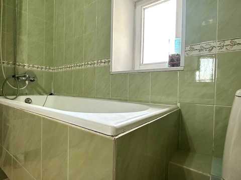 квартира за адресою Святошинська вул., 4