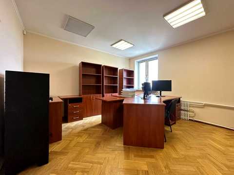 квартира за адресою Святошинська вул., 4