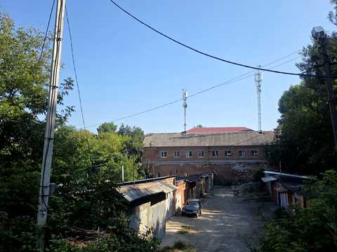 паркомісце за адресою Кам'янецька вул., 100