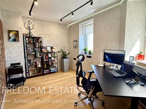 квартира за адресою Професорська вул., 14
