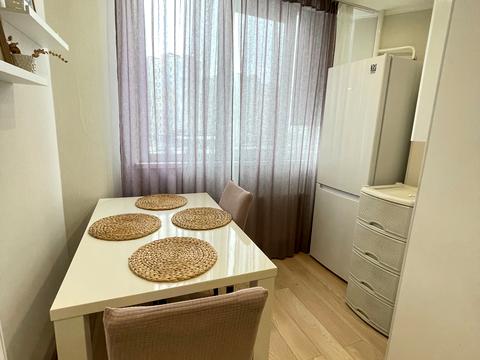 квартира за адресою Боголюбова вул., 20