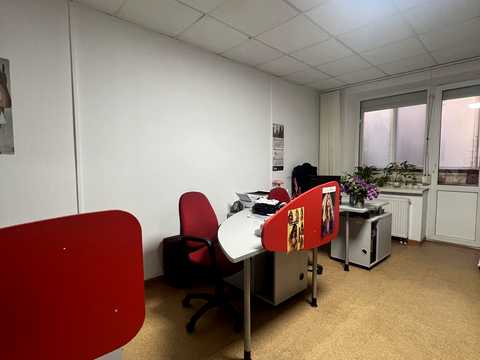квартира по адресу Салютная ул., 1-Б