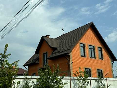 дом по адресу Лесі Українки
