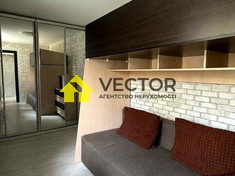 квартира за адресою Гната Хоткевича пров., 3