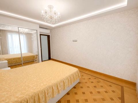 квартира за адресою Левка Лук'яненка вул. (Василя Жуковського), 20